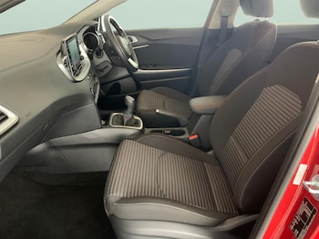 Used Kia Ceed 2023 for sale - 76792727: Photo