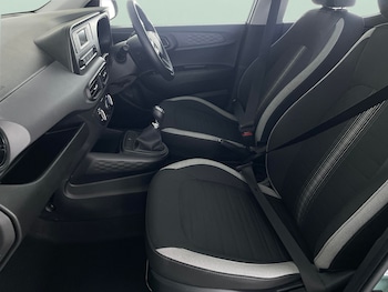 Used Hyundai i10 2022 for sale - 78554809: Photo
