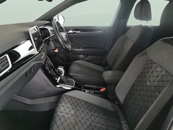 Used Volkswagen T-Roc 2022 for sale - 76777832: Photo