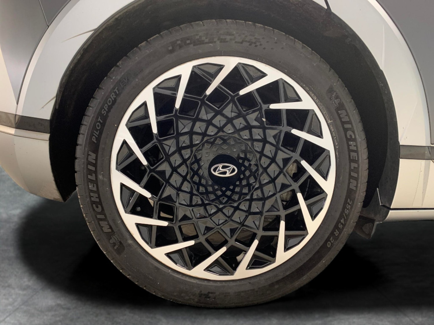 Used Hyundai IONIQ 5 2022 for sale - 76523758: Photo 30