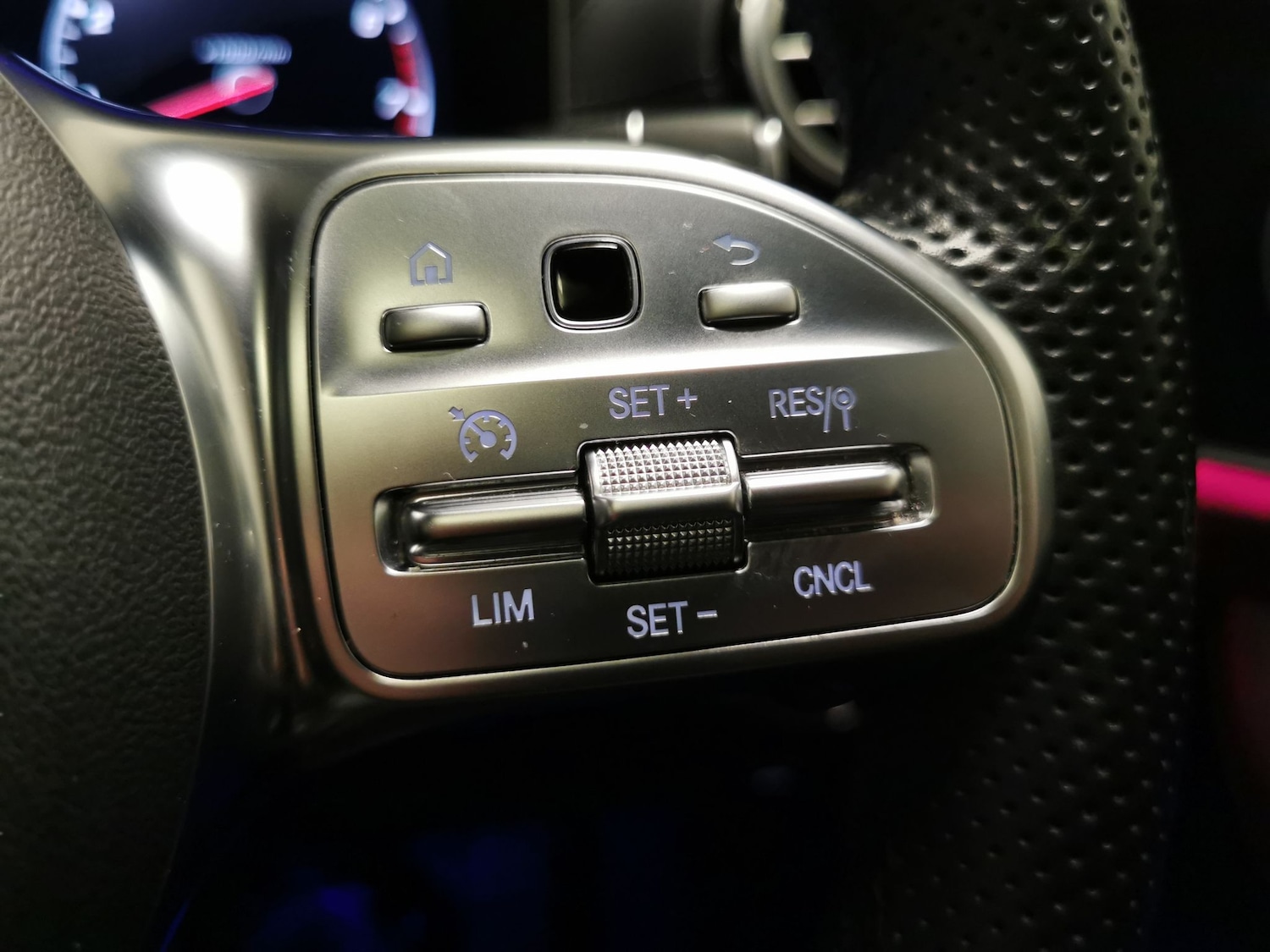 Used Mercedes-Benz E-Class 2019 for sale - 76047616: Photo 33