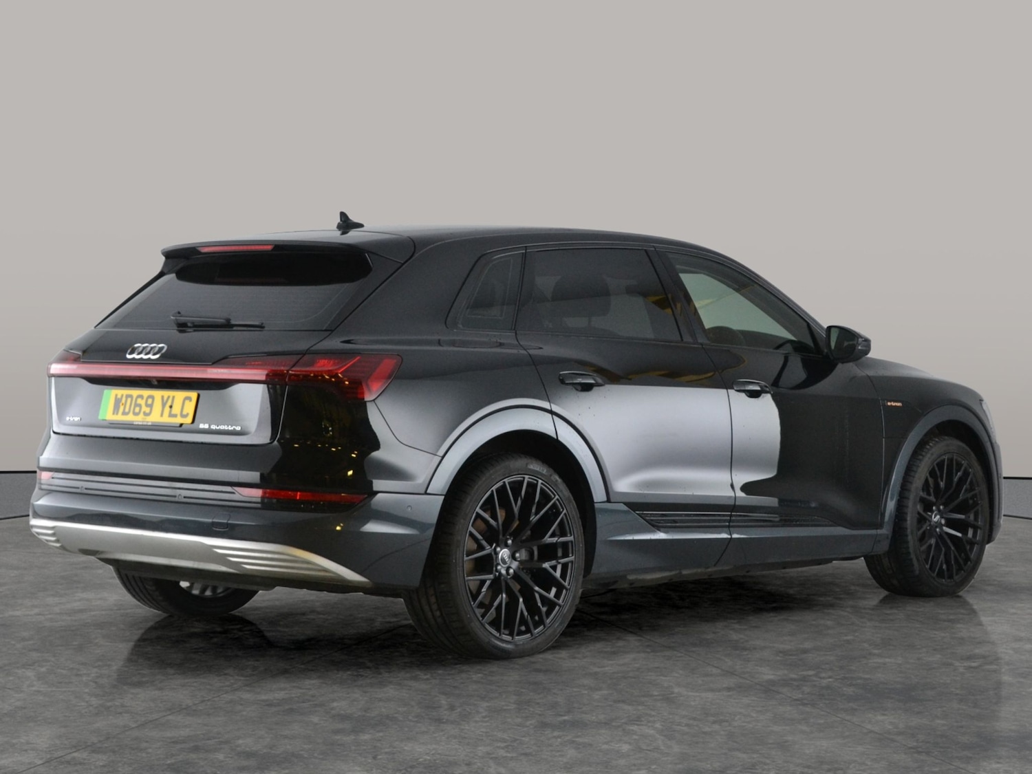 Used Audi e-tron 2020 for sale - 77688752: Photo 11