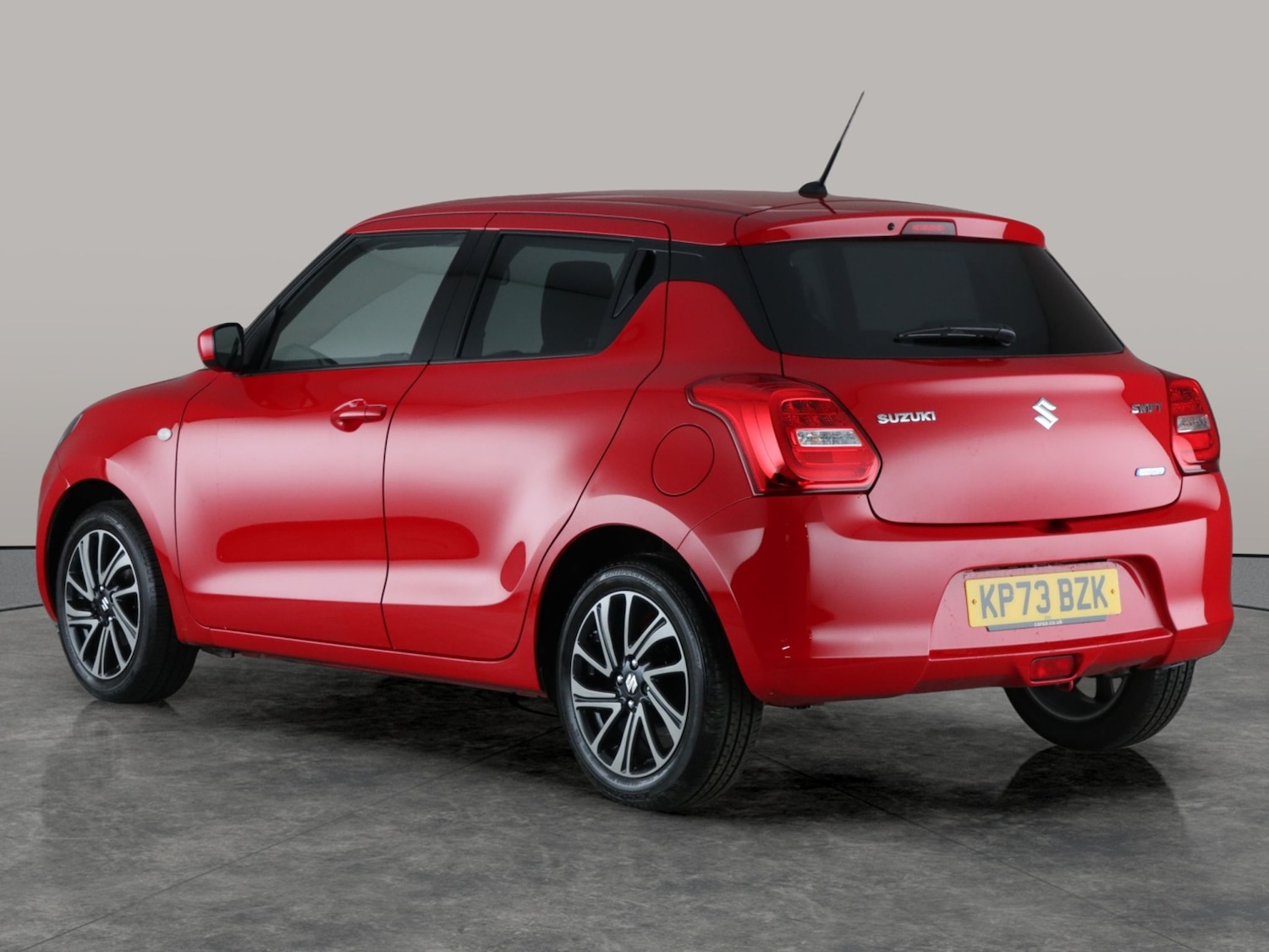 Used Suzuki Swift 2023 for sale - 76390408: Photo 13