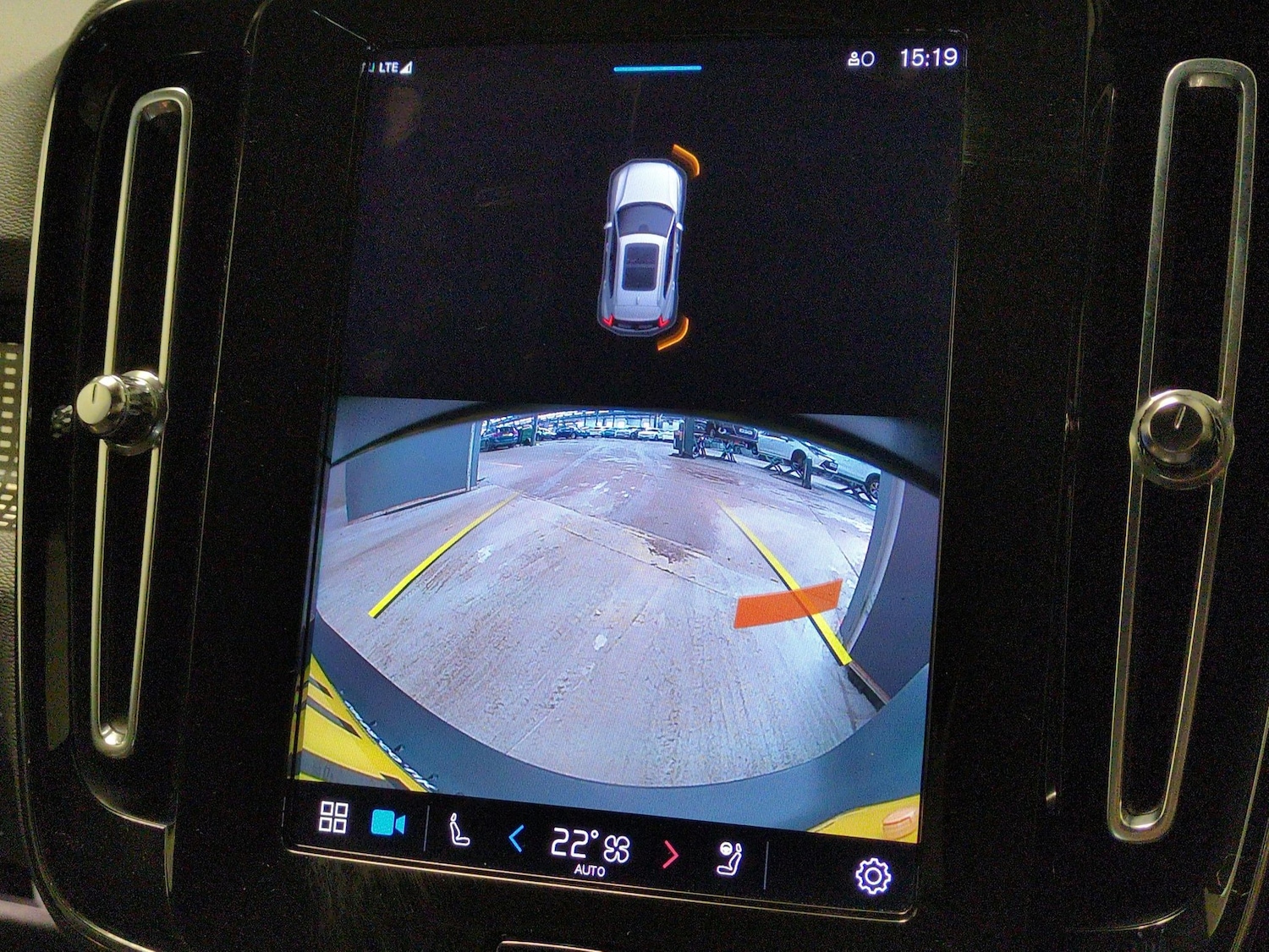 Used Volvo XC40 2021 for sale - 77718448: Photo 16