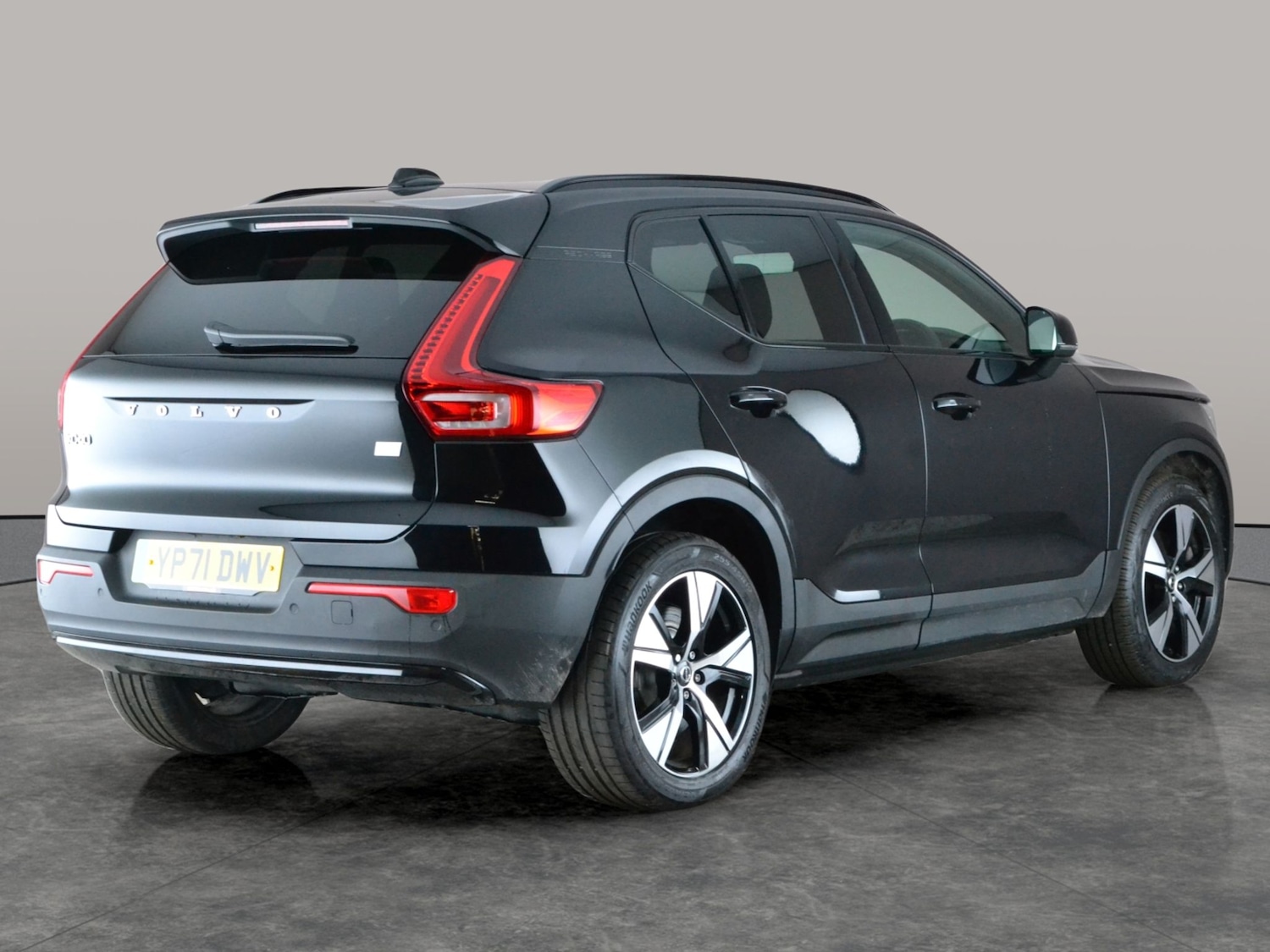 Used Volvo XC40 2021 for sale - 77718448: Photo 9