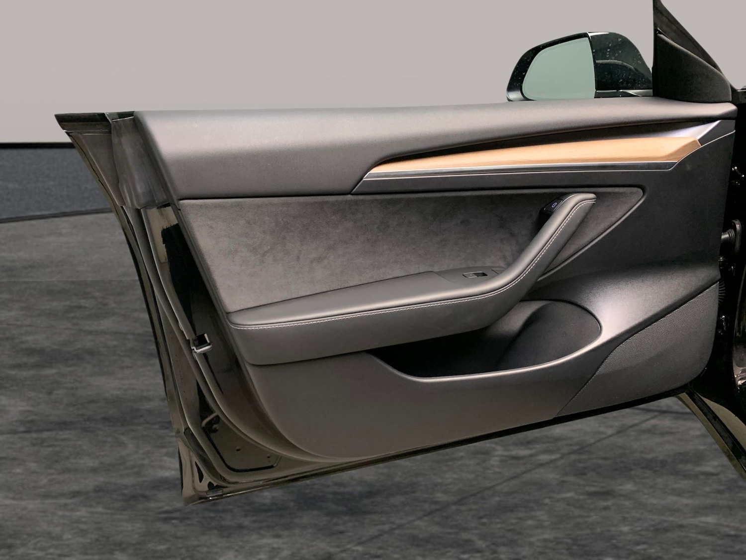 Used Tesla Model 3 2023 for sale - 77418110: Photo 26