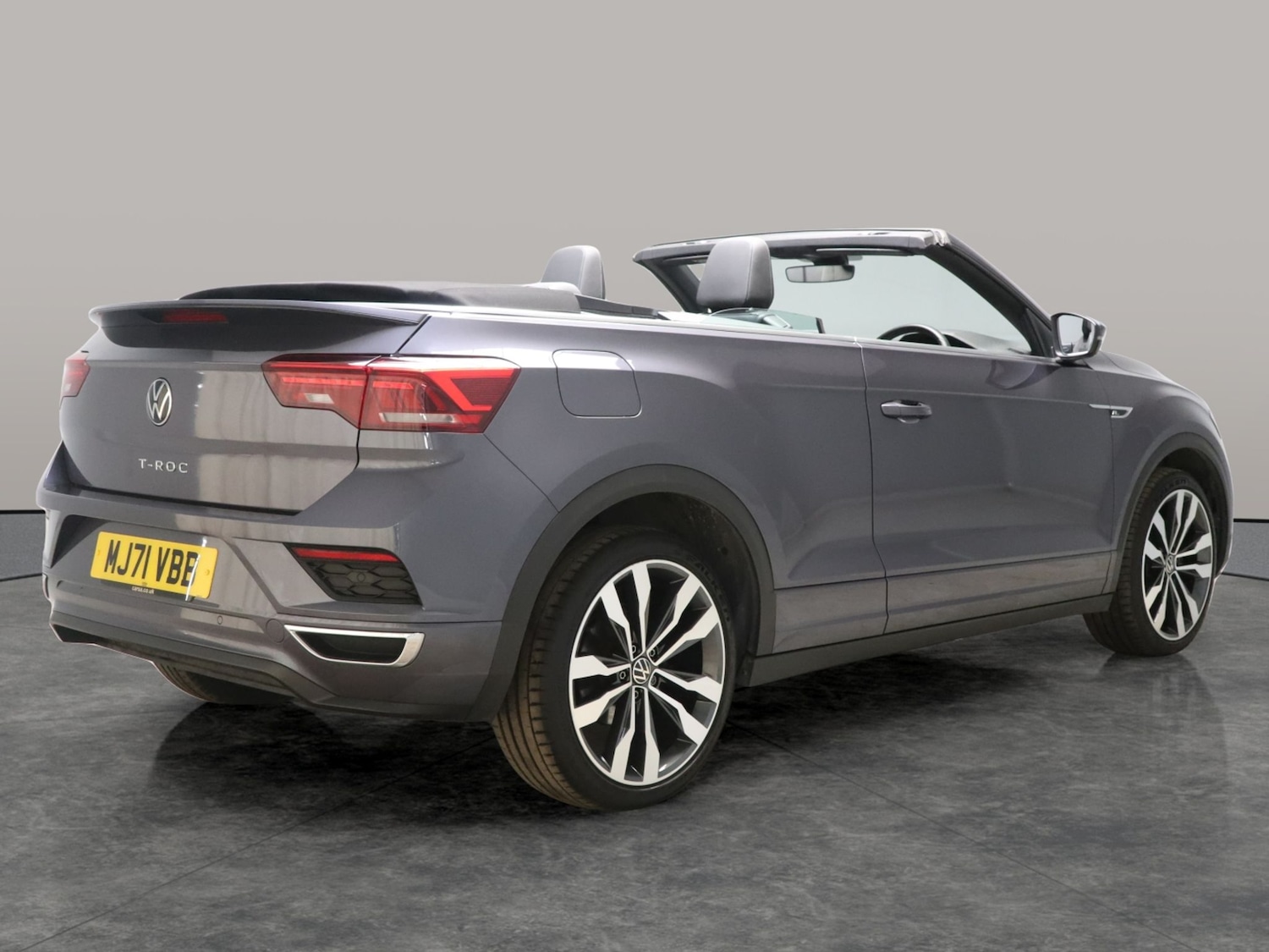 Used Volkswagen T-Roc 2021 for sale - 76518414: Photo 16