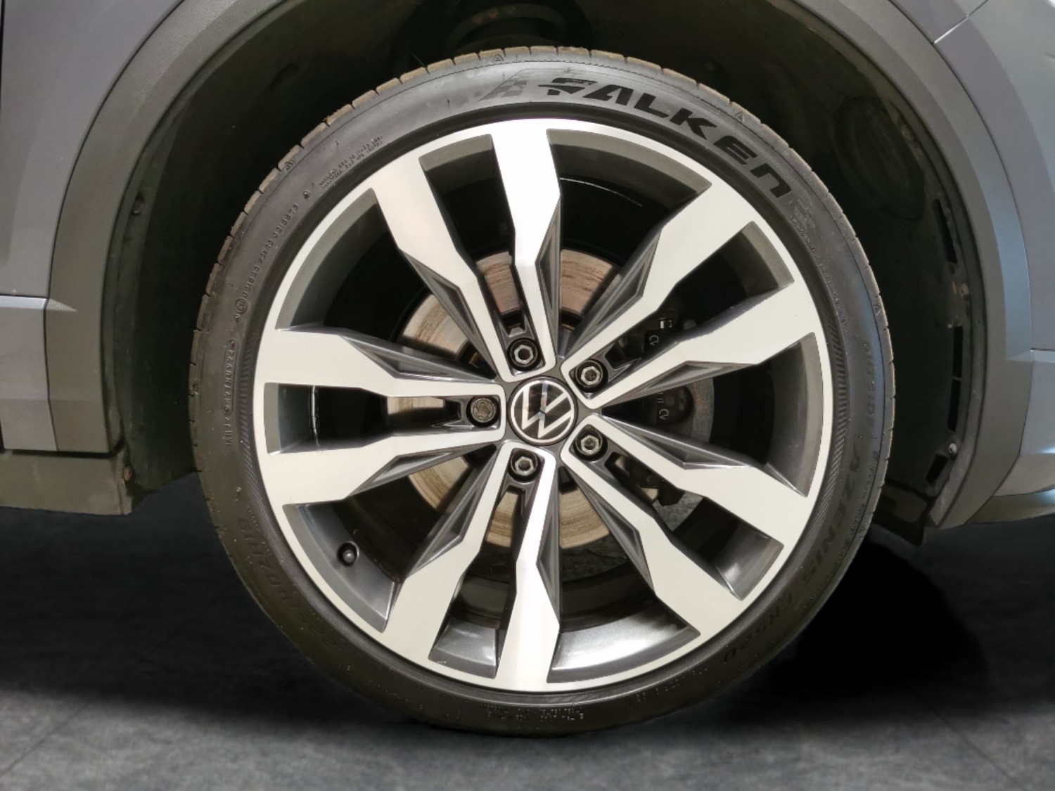 Used Volkswagen T-Roc 2021 for sale - 76518414: Photo 30