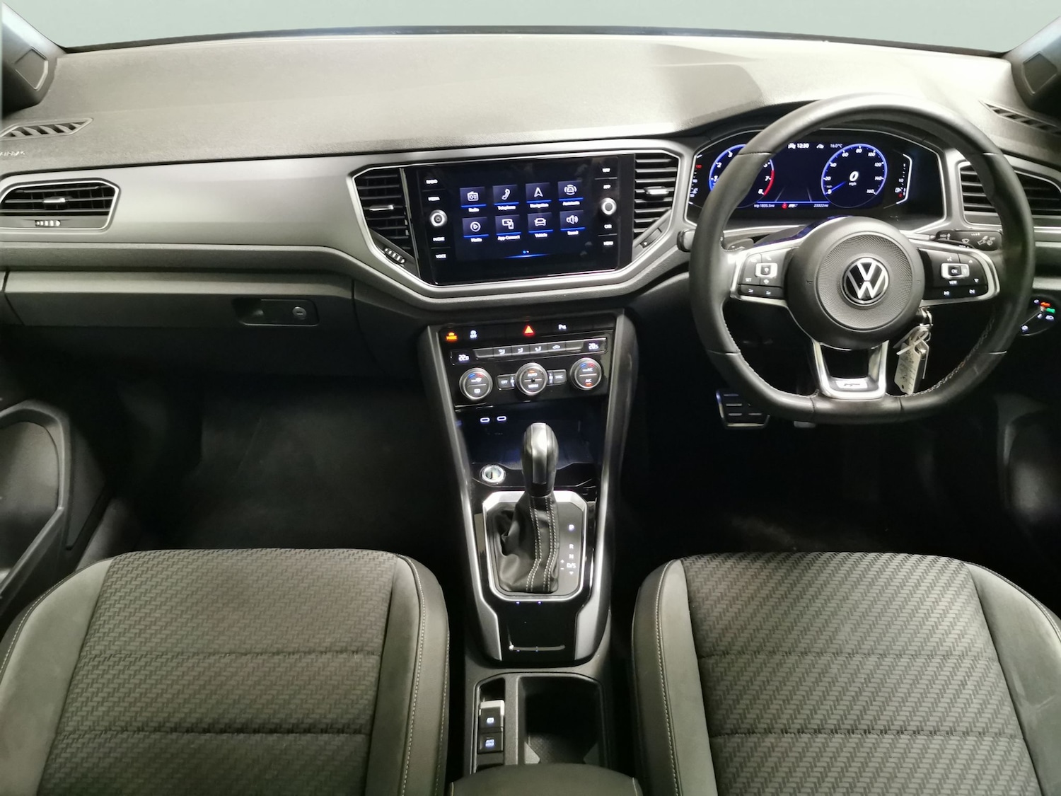 Used Volkswagen T-Roc 2021 for sale - 76518414: Photo 8