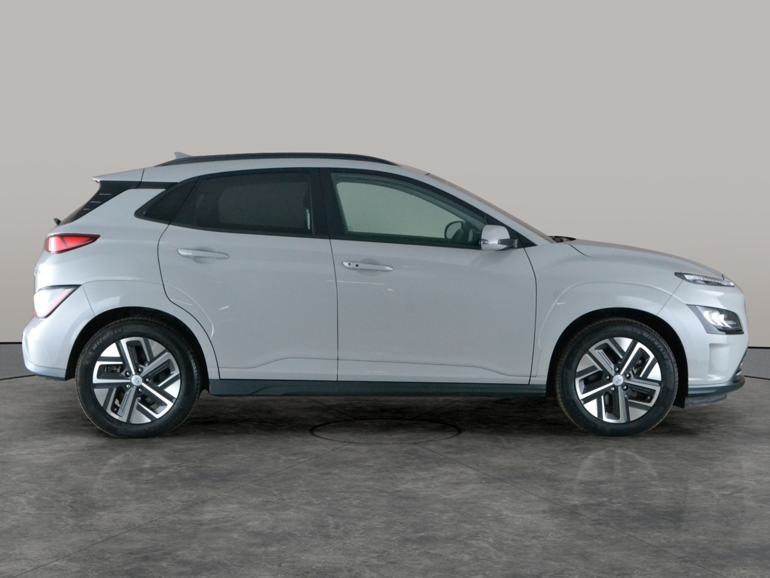 Used Hyundai KONA 2023 for sale - 77706568: Photo 10