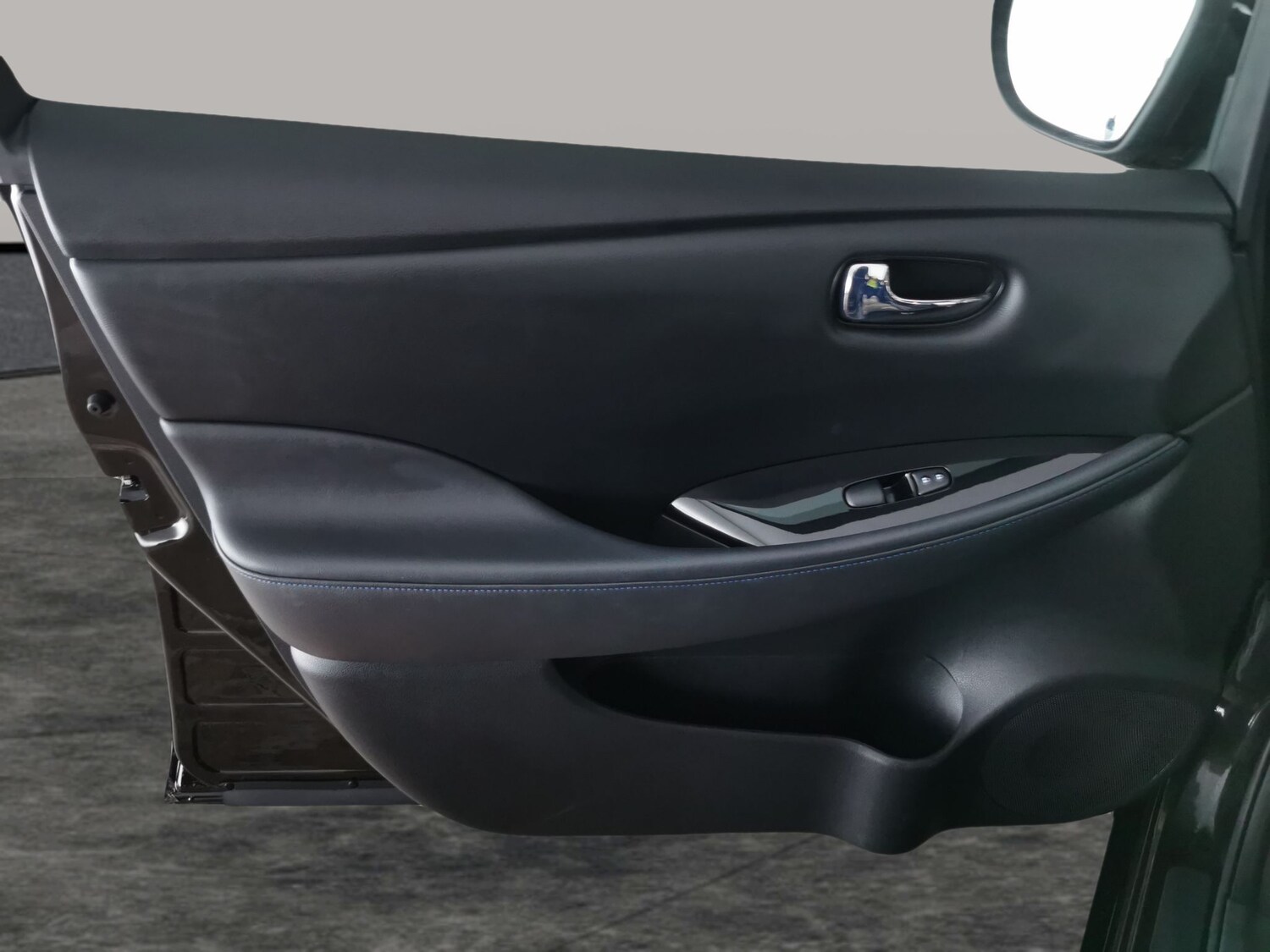 Used Nissan Leaf 2020 for sale - 77814961: Photo 25