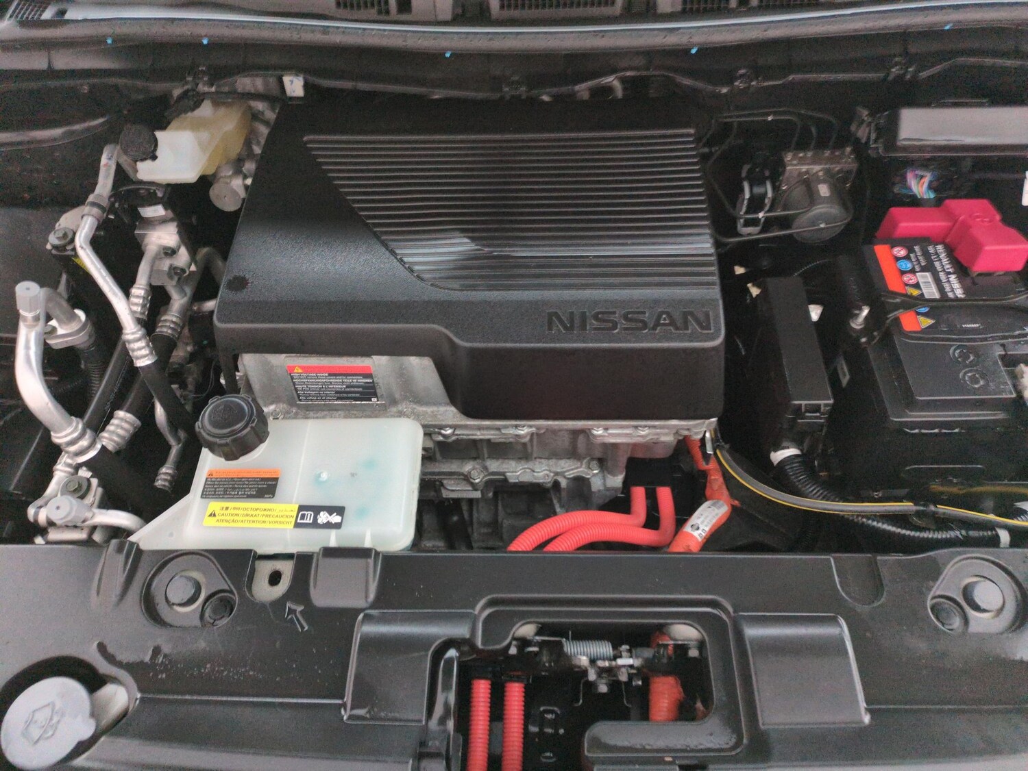 Used Nissan Leaf 2020 for sale - 77814961: Photo 30