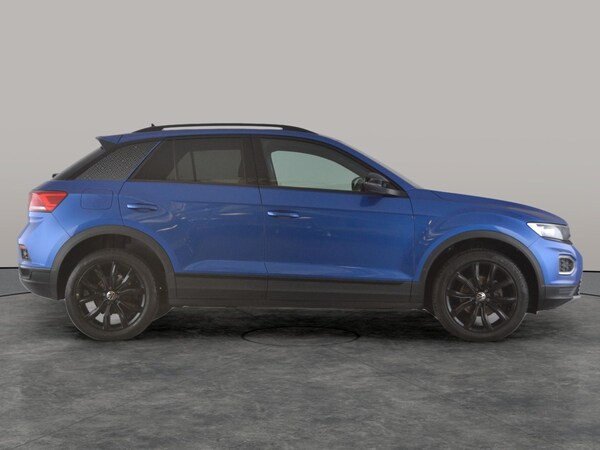 Used Volkswagen T-Roc 2021 for sale - 76075172: Photo 14