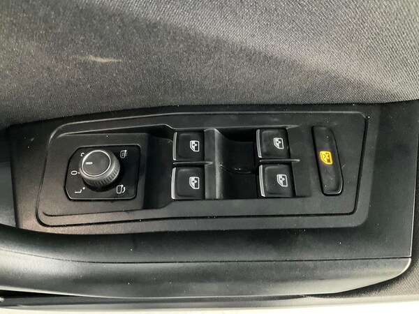 Used Volkswagen T-Roc 2021 for sale - 76075172: Photo 21