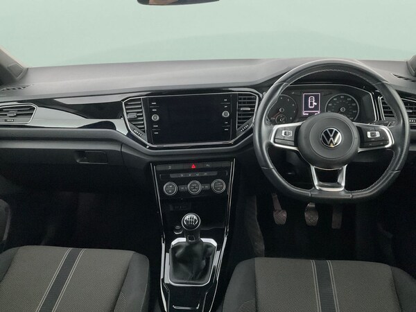 Used Volkswagen T-Roc 2021 for sale - 76075172: Photo 9