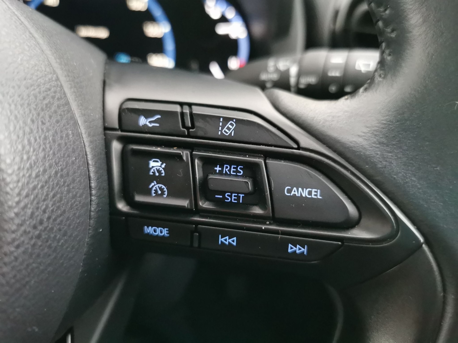 Used Toyota Yaris Cross 2022 for sale - 76999637: Photo 23