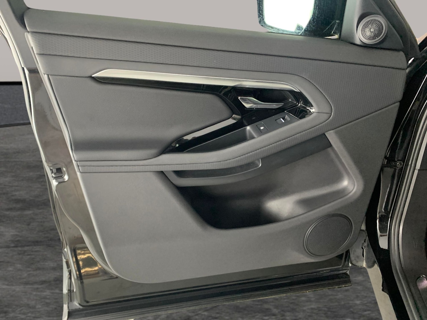 Used Land Rover Range Rover Evoque 2021 for sale - 76722557: Photo 31