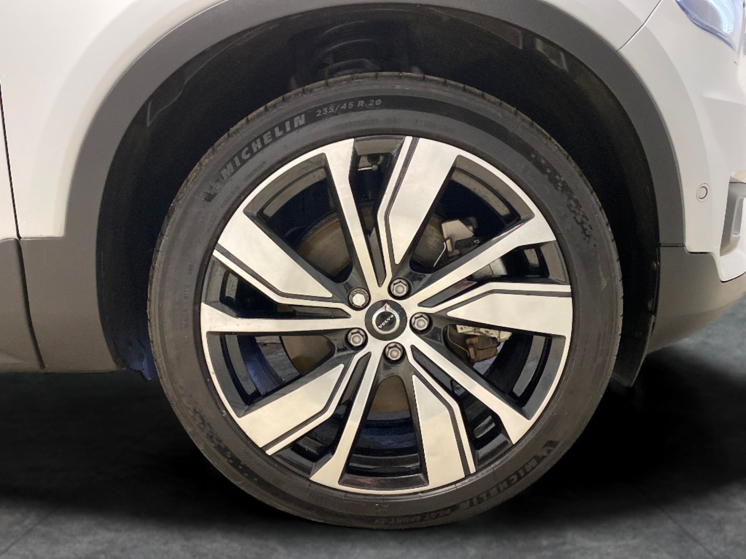 Used Volvo XC40 2022 for sale - 77965707: Photo 25