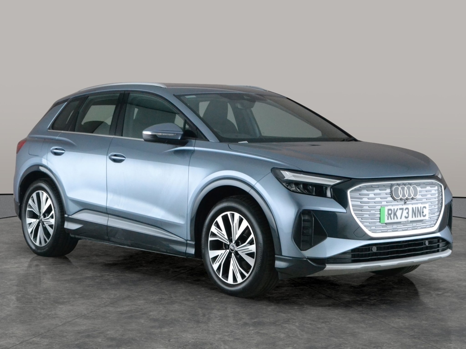 Used Audi Q4 e-tron 2023 for sale - 78095624: Photo 8