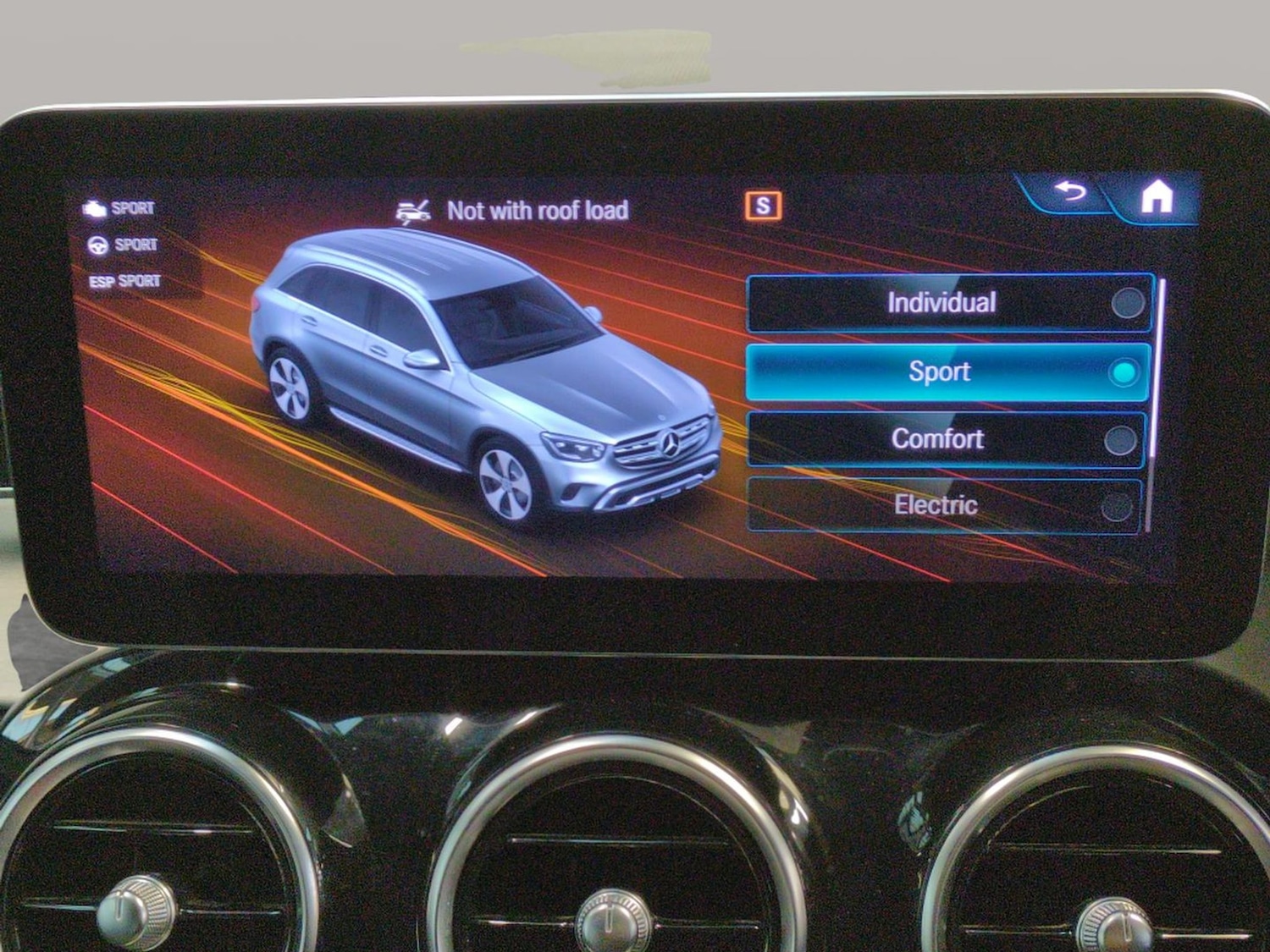 Used Mercedes-Benz GLC 2022 for sale - 76758085: Photo 17