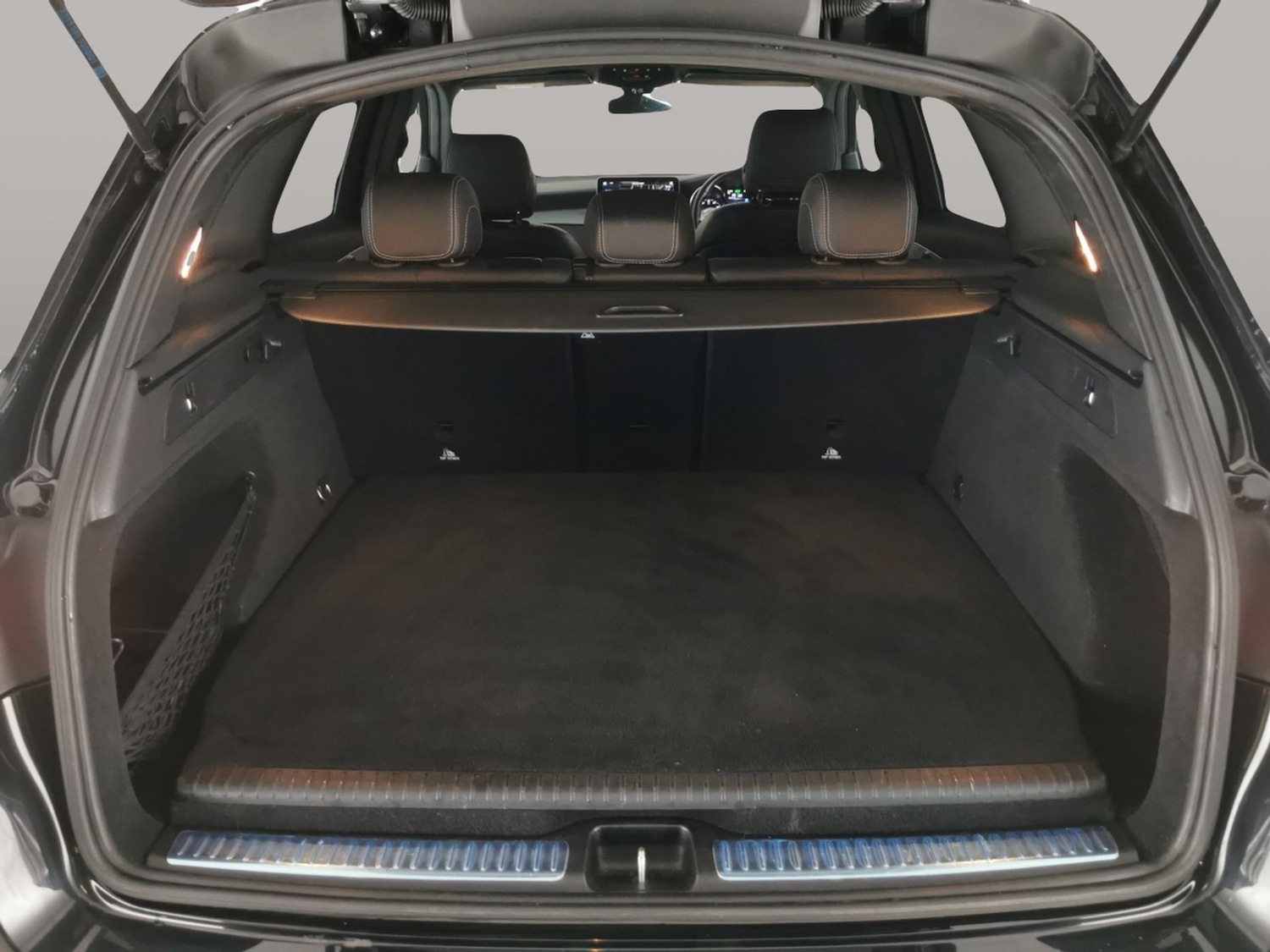 Used Mercedes-Benz GLC 2022 for sale - 76758085: Photo 32