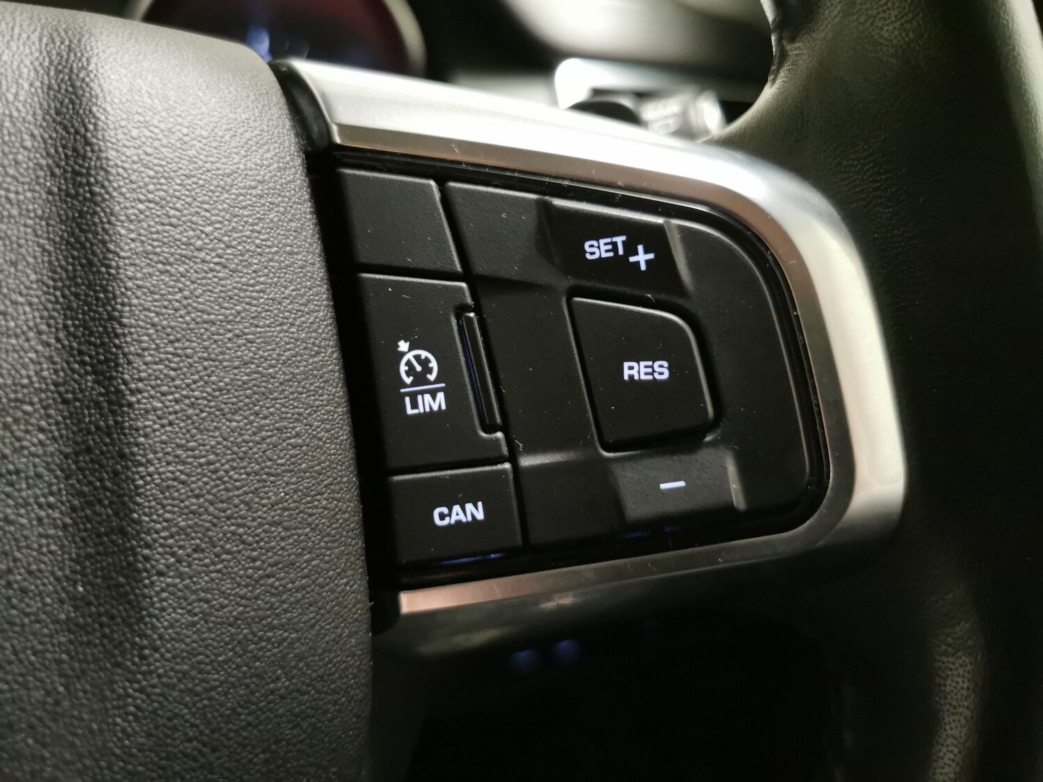 Used Land Rover Discovery Sport 2018 for sale - 77476796: Photo 19