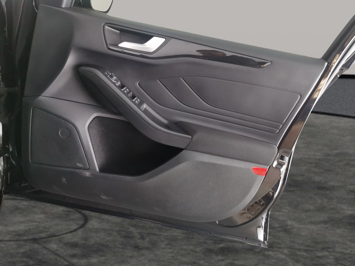 Used Ford Focus 2023 for sale - 76704179: Photo 29