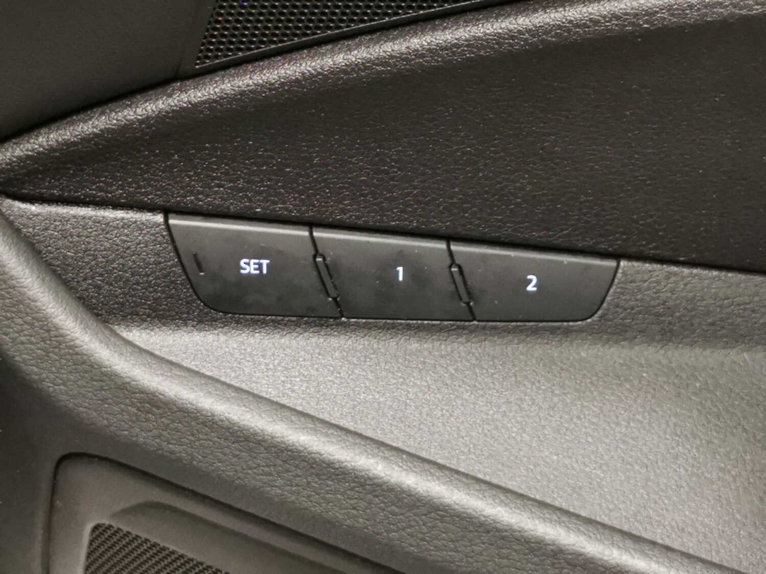 Used Audi e-tron 2020 for sale - 77942632: Photo 14