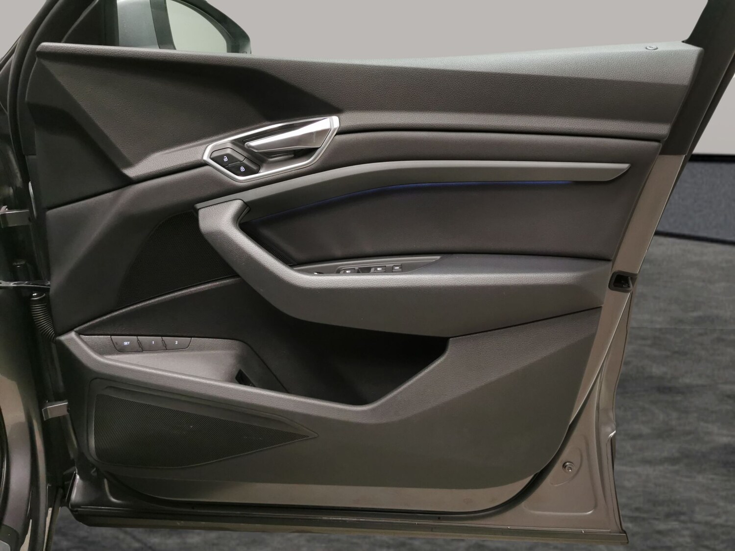 Used Audi e-tron 2020 for sale - 77942632: Photo 30