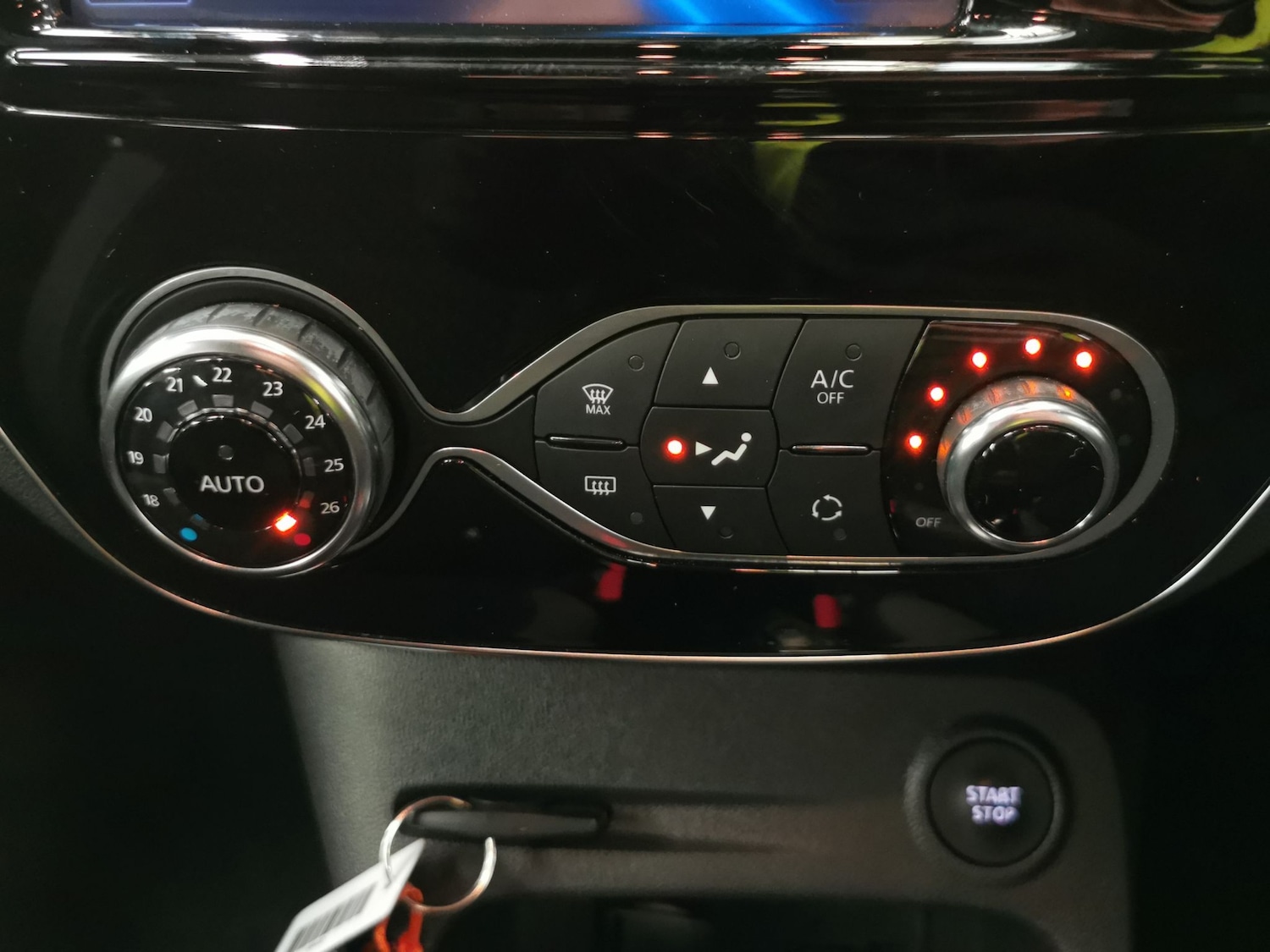 Used Renault Captur 2018 for sale - 76505393: Photo 16