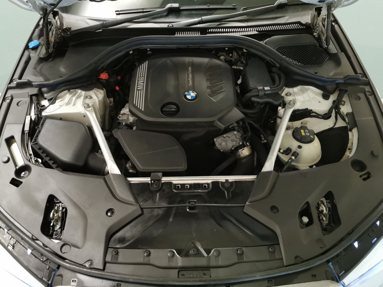 Used BMW 5 Series 2018 for sale - 77319224: Photo 32