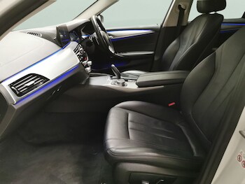 Used BMW 5 Series 2018 for sale - 77319224: Photo