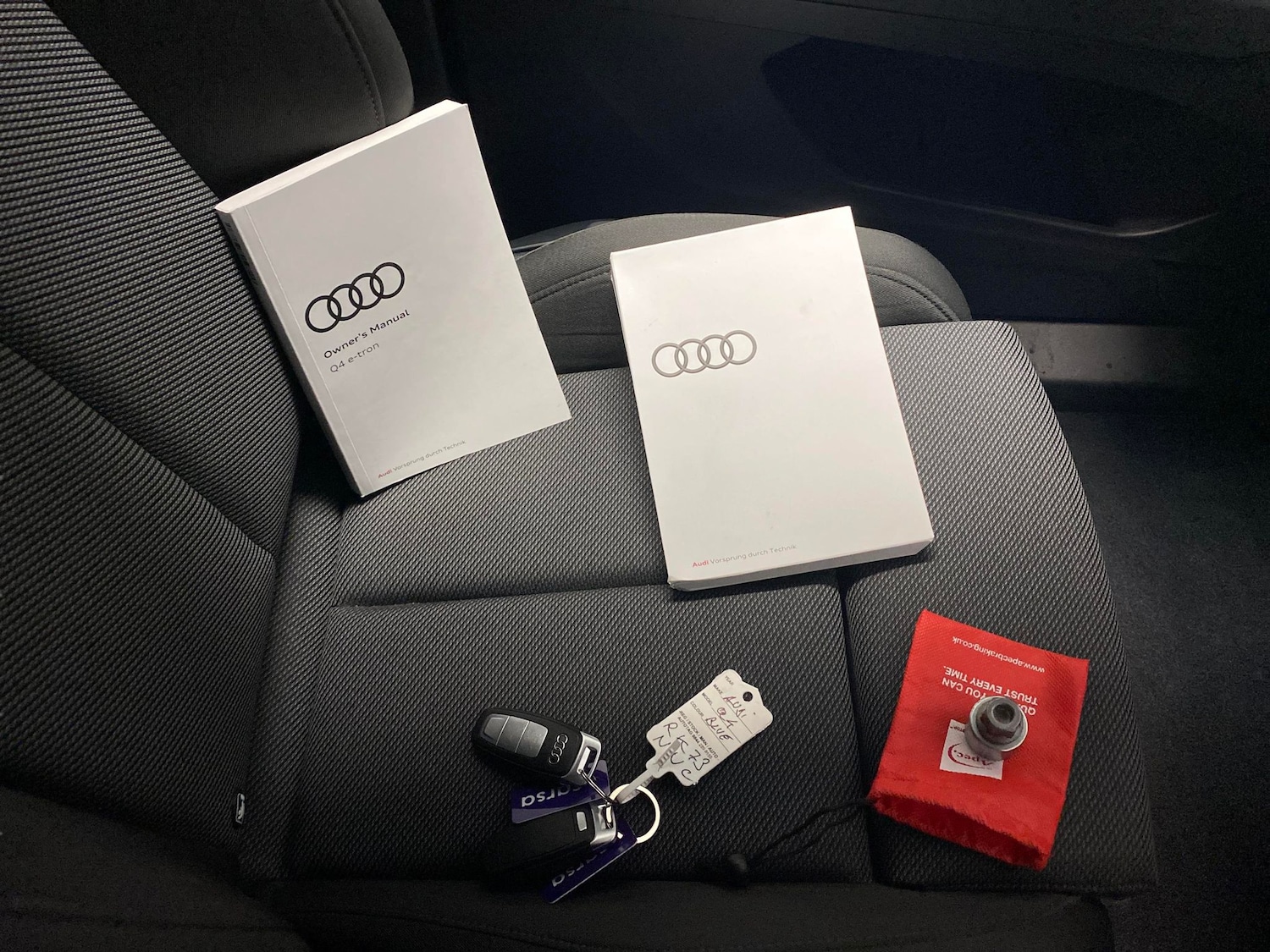 Used Audi Q4 e-tron 2023 for sale - 78000919: Photo 31