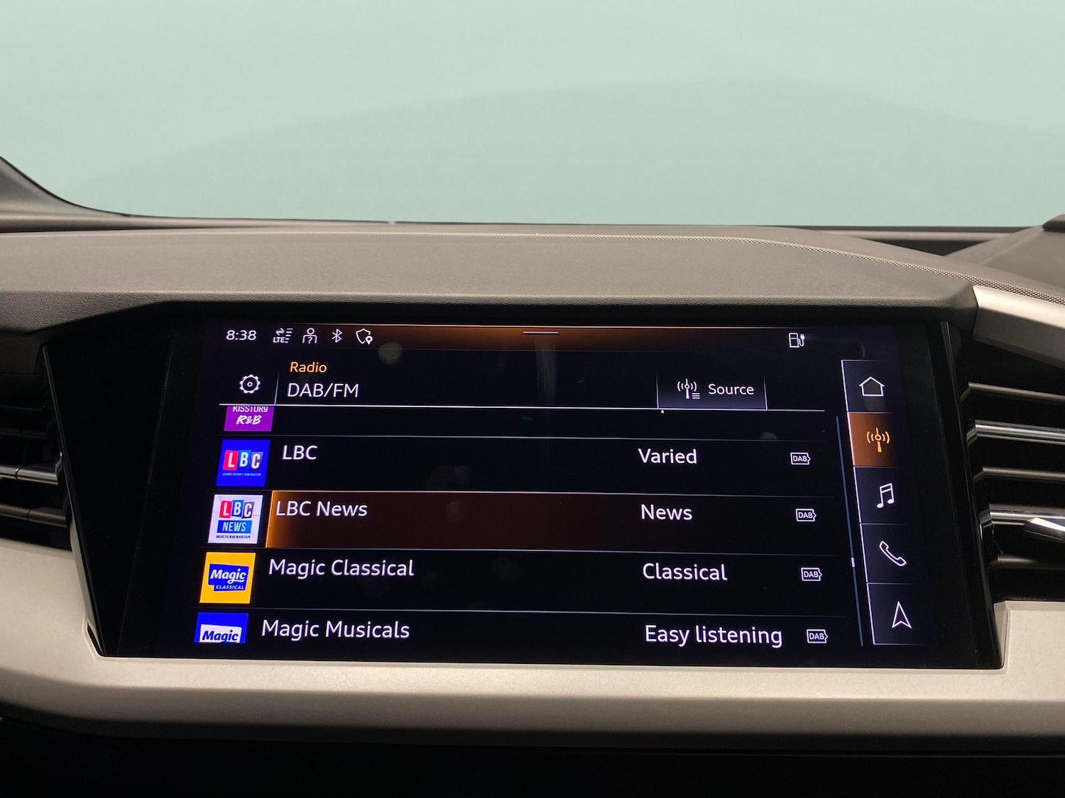 Used Audi Q4 e-tron 2023 for sale - 78000919: Photo 6