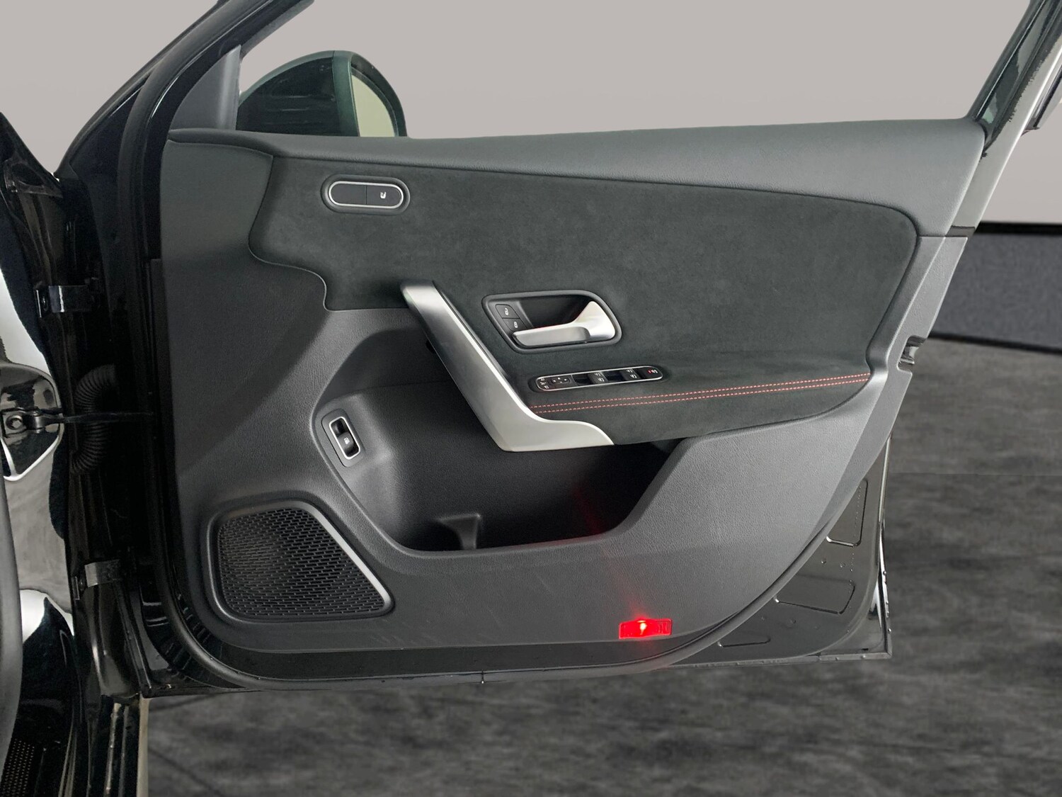 Used Mercedes-Benz A-Class 2022 for sale - 76612389: Photo 31