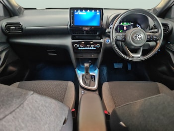 Used Toyota Yaris Cross 2022 for sale - 79147639: Photo