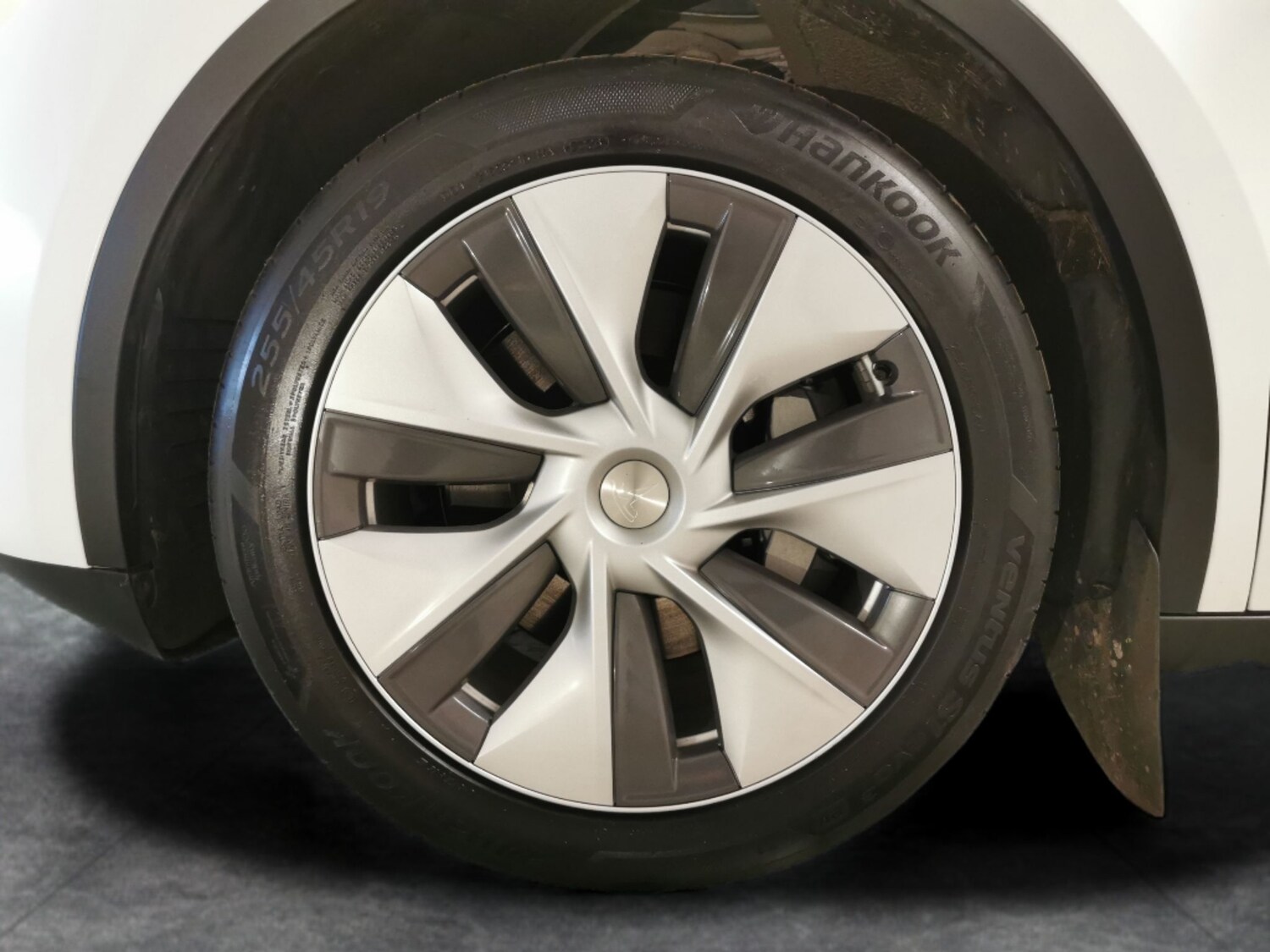 Used Tesla Model Y 2024 for sale - 78140008: Photo 23
