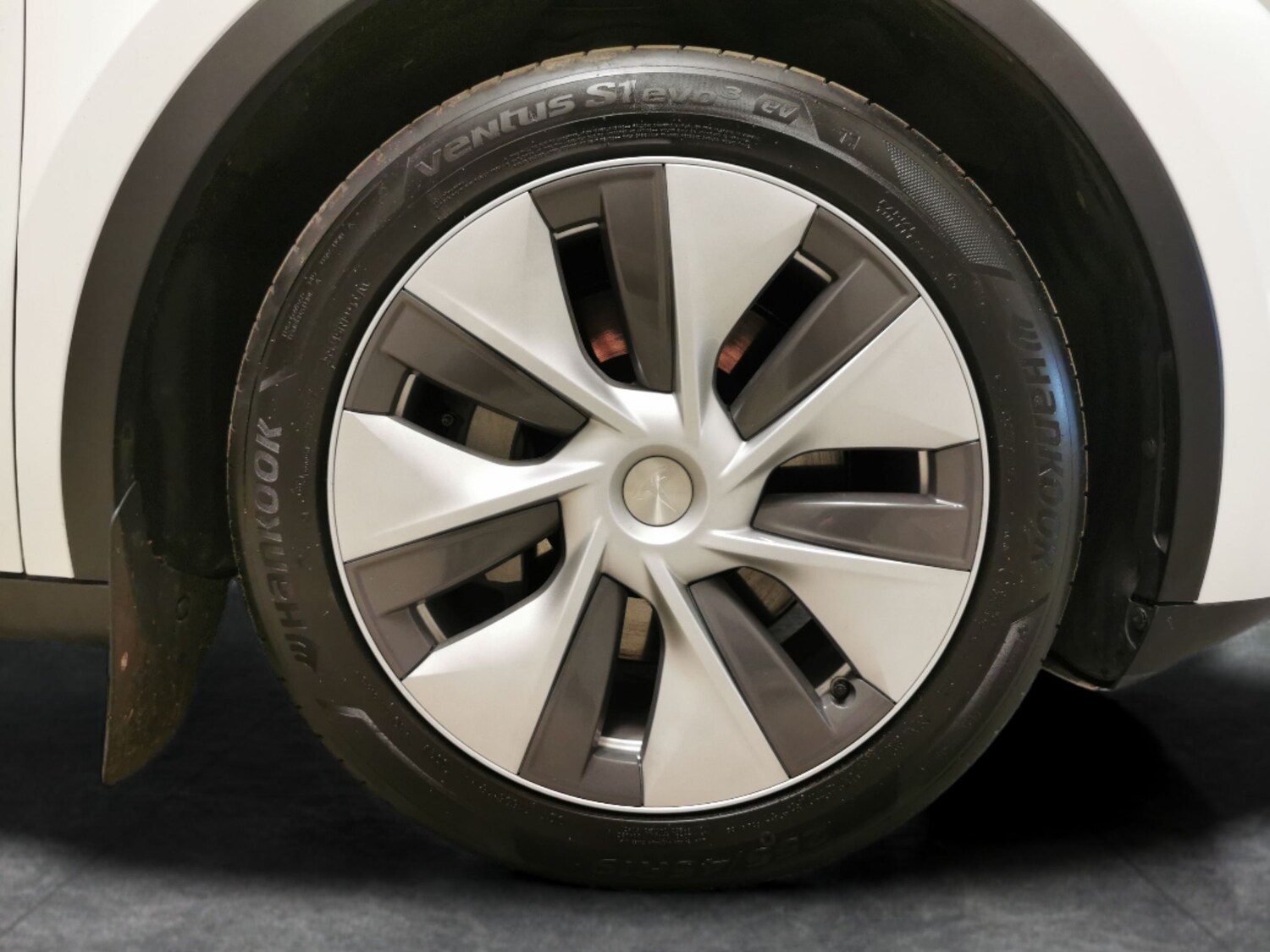 Used Tesla Model Y 2024 for sale - 78140008: Photo 24