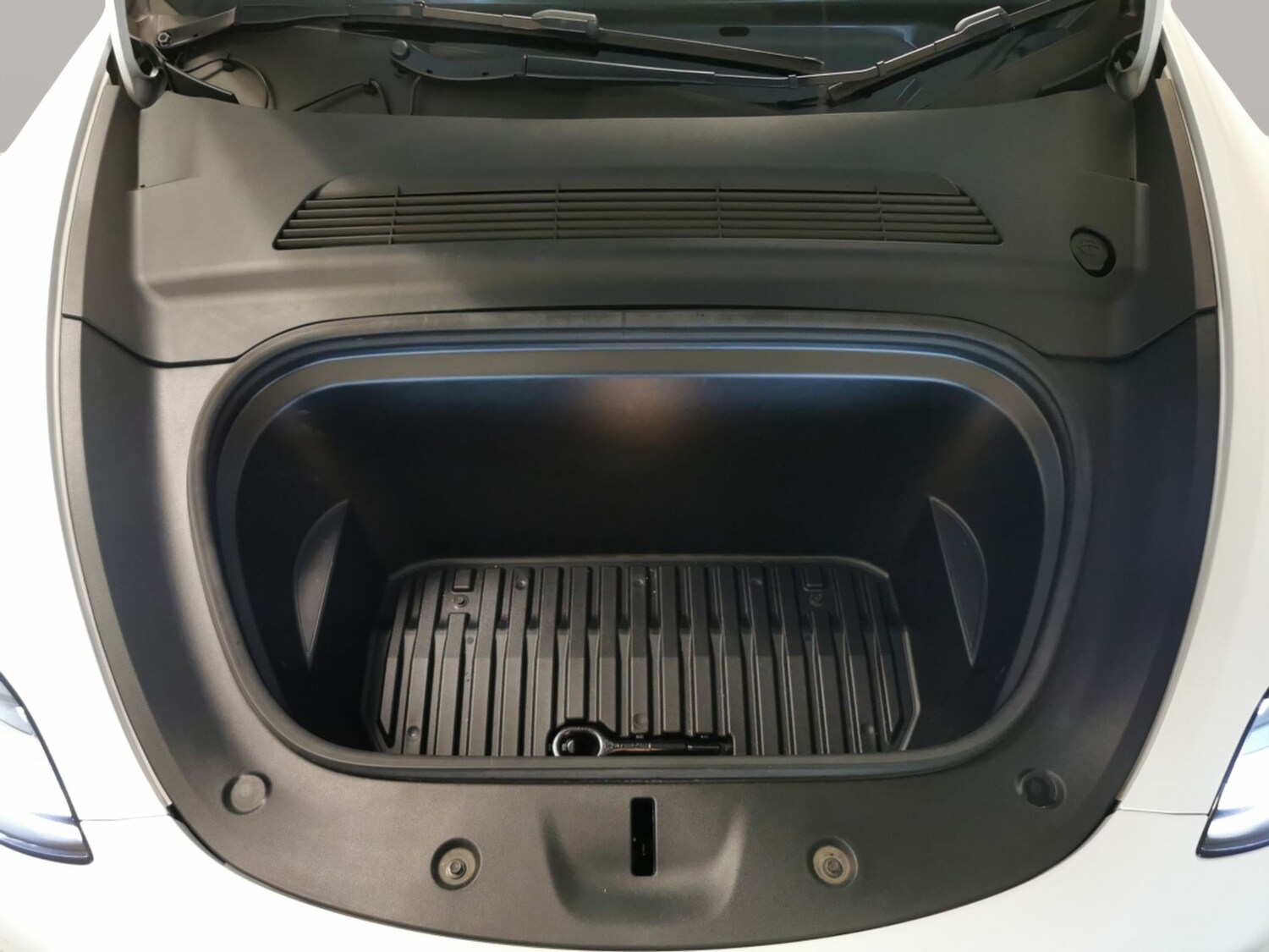 Used Tesla Model Y 2024 for sale - 78140008: Photo 33