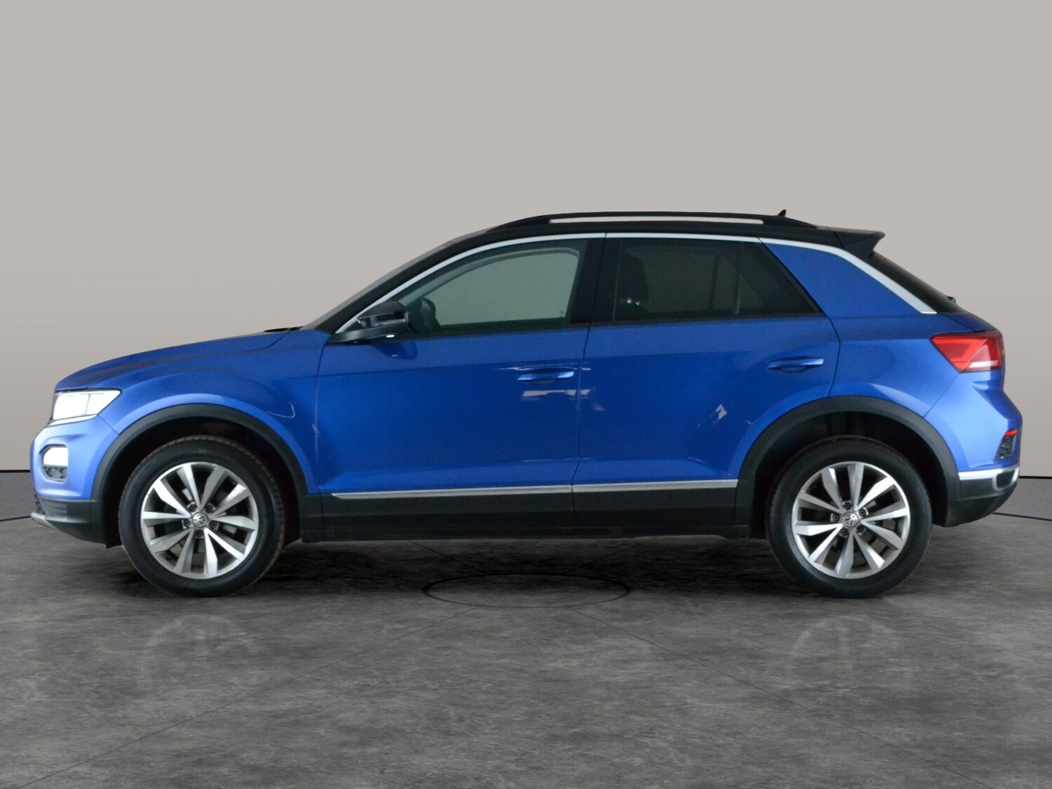 Used Volkswagen T-Roc 2018 for sale - 78139958: Photo 12