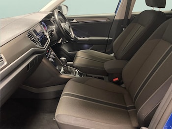 Used Volkswagen T-Roc 2018 for sale - 78139958: Photo