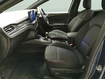 Used Ford Focus 2023 for sale - 76612399: Photo