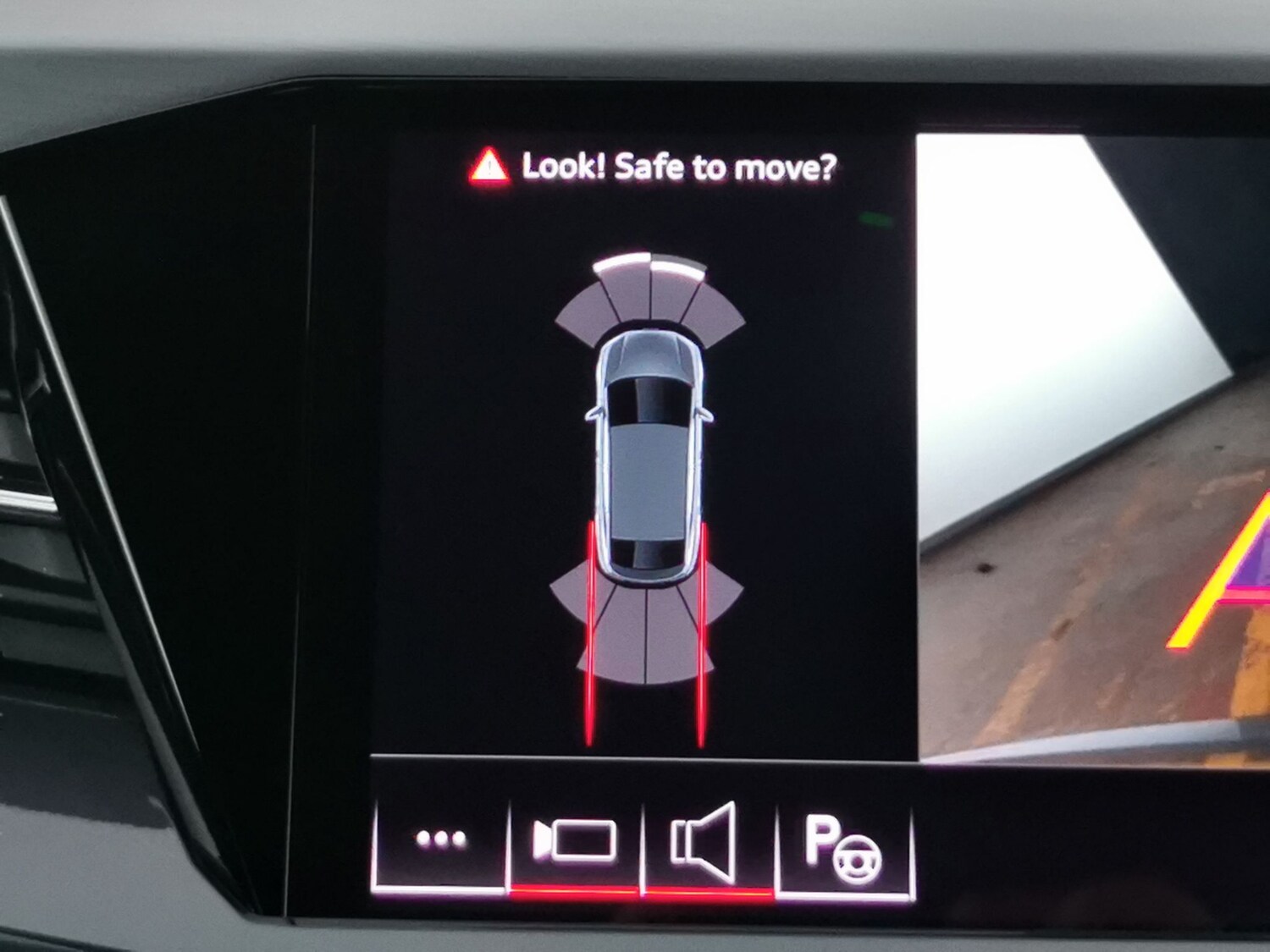 Used Audi Q4 e-tron 2023 for sale - 77894204: Photo 19