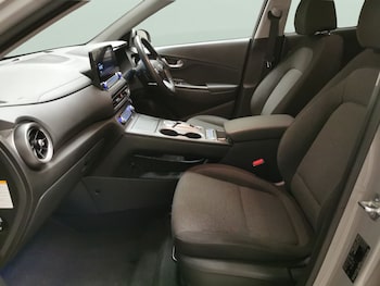 Used Hyundai KONA 2023 for sale - 79543116: Photo