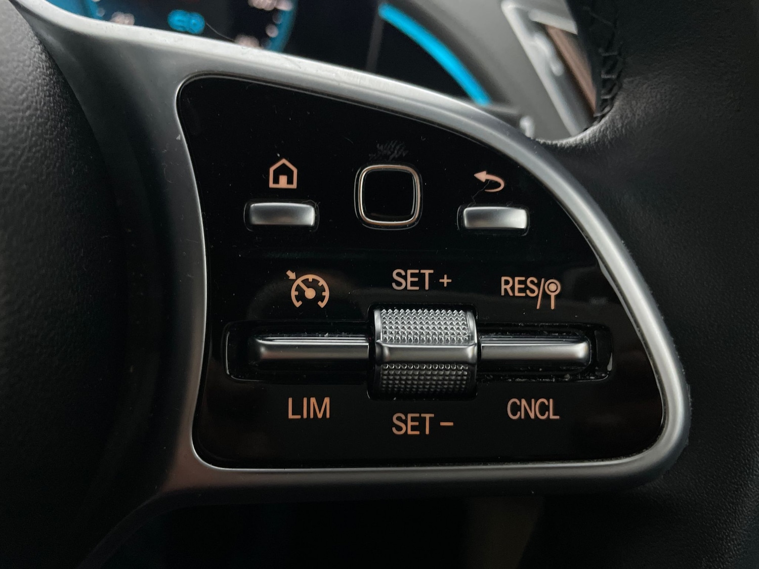 Used Mercedes-Benz EQC 2022 for sale - 77650905: Photo 24