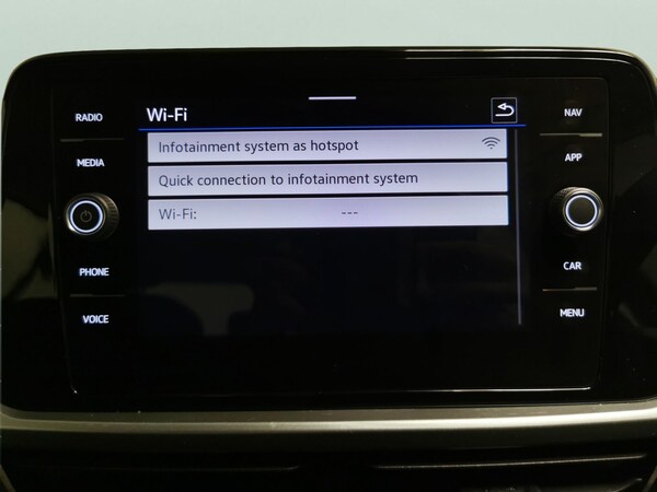 Used Volkswagen T-Roc 2024 for sale - 75932985: Photo 16