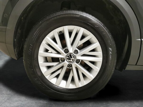 Used Volkswagen T-Roc 2024 for sale - 75932985: Photo 32