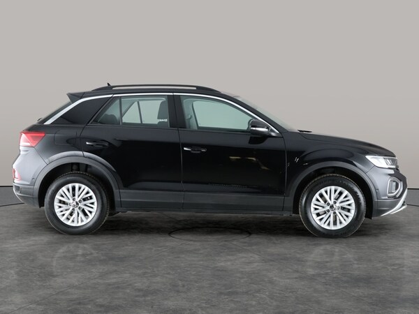 Used Volkswagen T-Roc 2024 for sale - 75932985: Photo 9