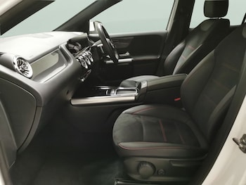 Used Mercedes-Benz GLA 2024 for sale - 77462232: Photo