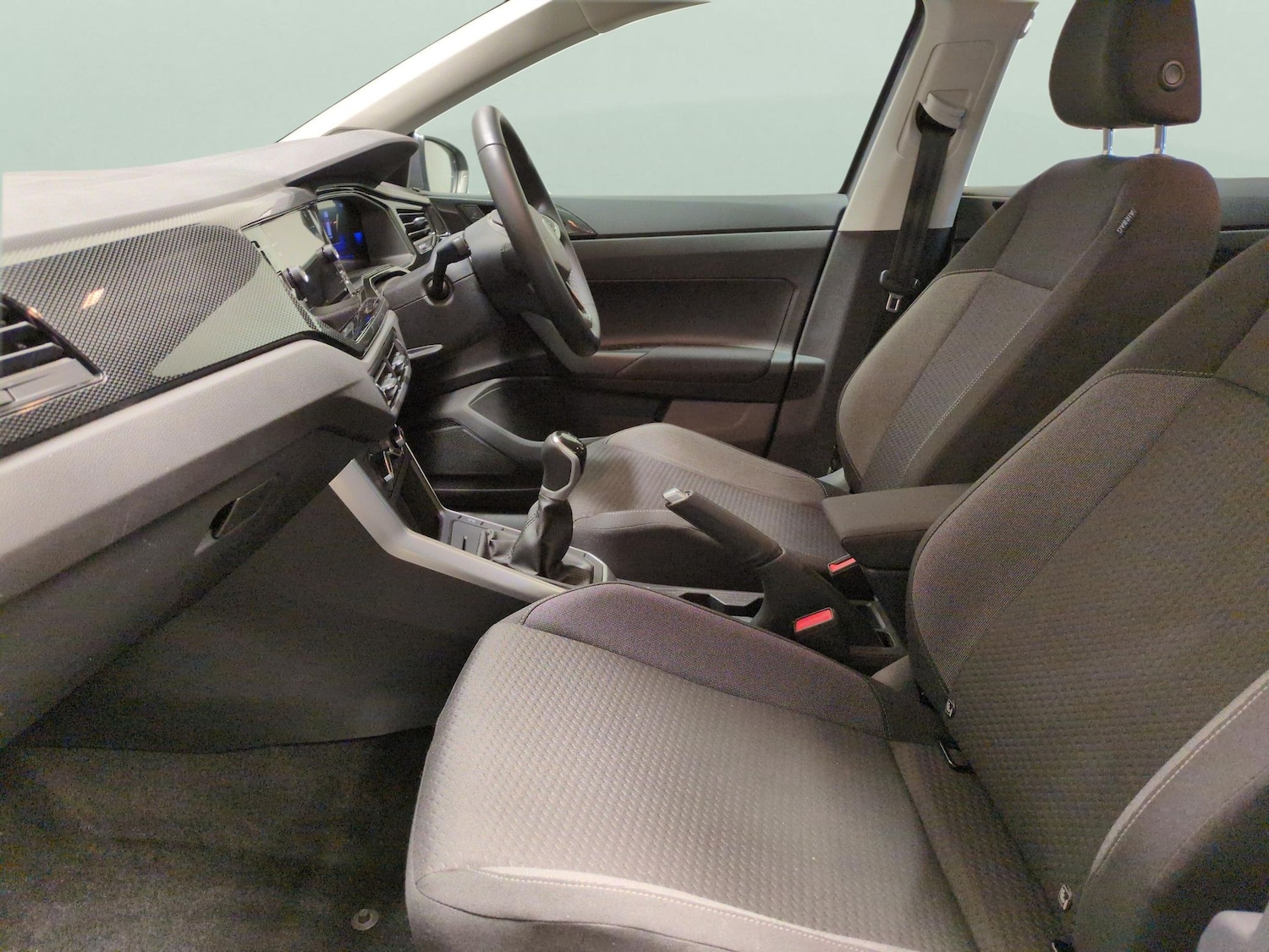 Used Volkswagen Polo 2024 for sale - 78022985: Photo 4